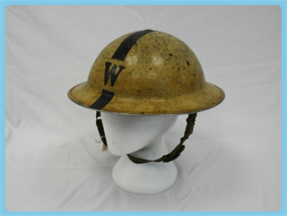 image of the helmet (DOVRM1985.54)